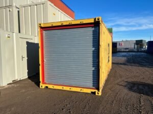 20ft zeecontainer met roldeur te koop
