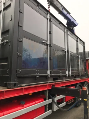 20ft container met glazen ramen