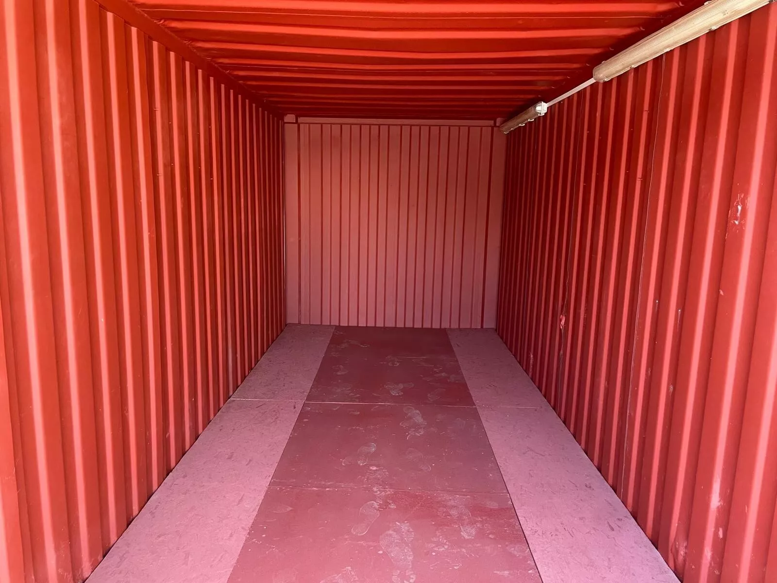 Vandalismebestendige opslagcontainer van 6 x 2,4 meter - Levering door heel het land - Afkomstig uit Salford - Image 4